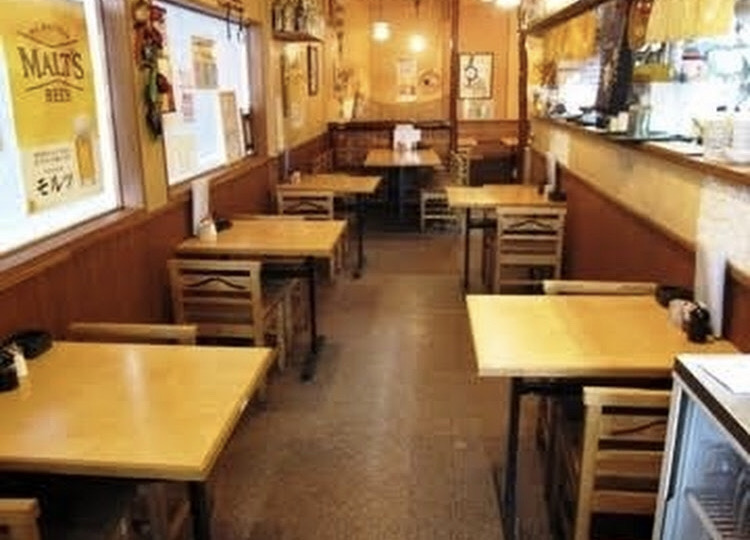 食べ飲み処まる